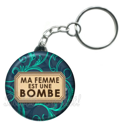 Porte-clés ma femme est une bombe